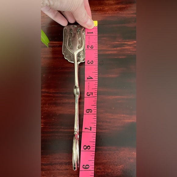 Vintage Regal Silver EP Zinc Silver Plated Ornate Serving Tongs - Picture 7 of 8